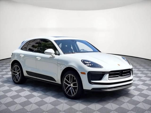 2023 Porsche Macan Macan