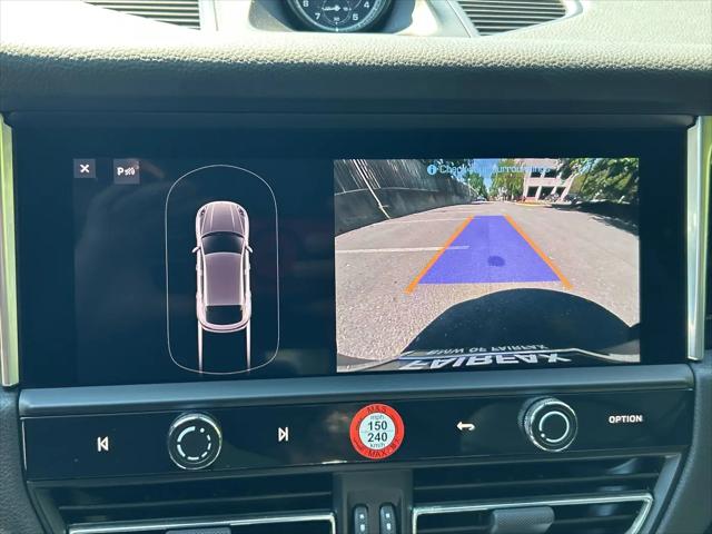 2023 Porsche Macan Macan