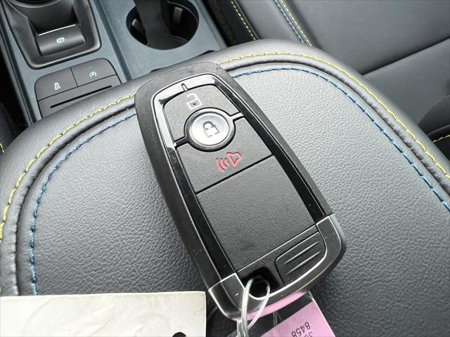 2026 Ford Maverick Lobo Standard