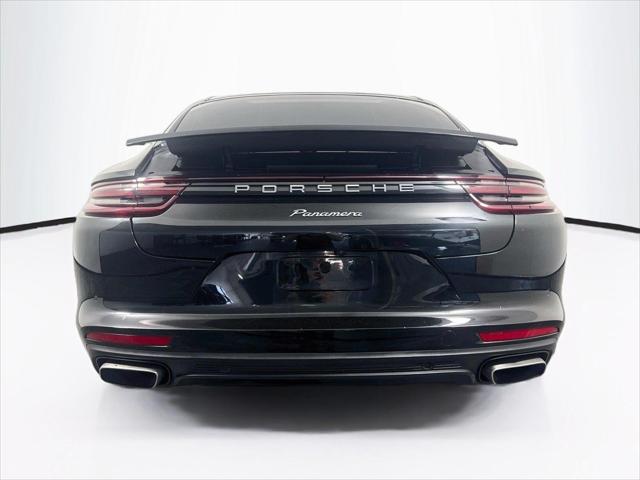 2017 Porsche Panamera RWD