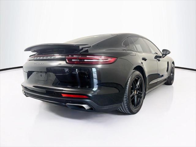 2017 Porsche Panamera RWD
