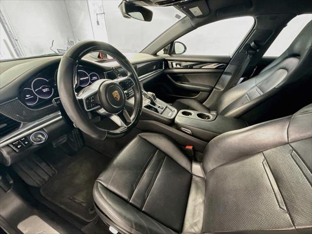 2017 Porsche Panamera RWD