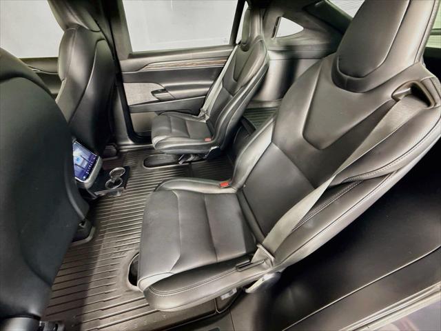 2023 Tesla Model X Standard Range