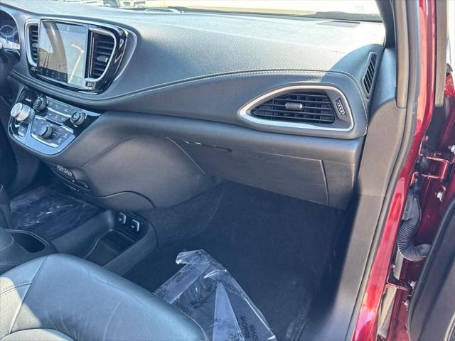 2021 Chrysler Pacifica Hybrid Touring L