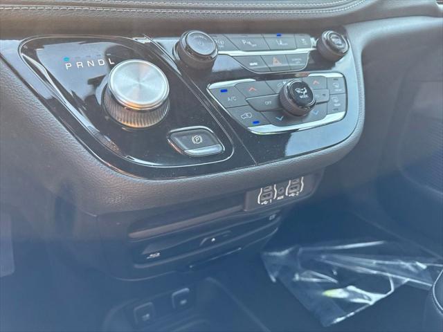 2021 Chrysler Pacifica Hybrid Touring L