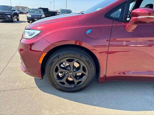 2021 Chrysler Pacifica Hybrid Touring L