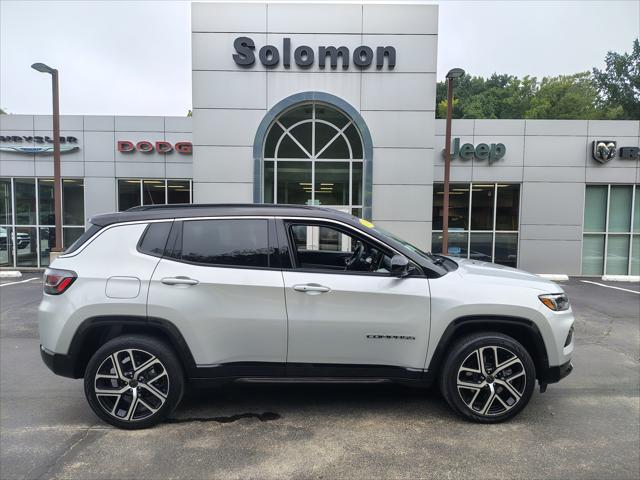 2025 Jeep Compass Limited 4x4 2025 Jeep Compass Limited 4x4