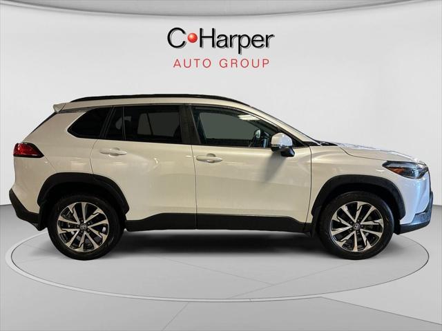 2023 Toyota Corolla Cross XLE 2023 Toyota Corolla Cross XLE