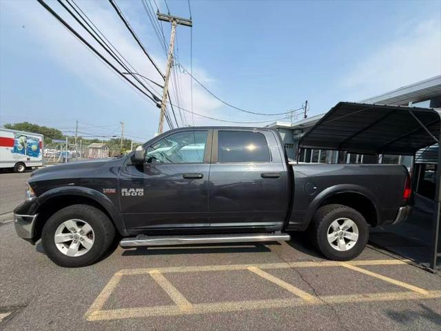 2018 Ram 1500 SLT