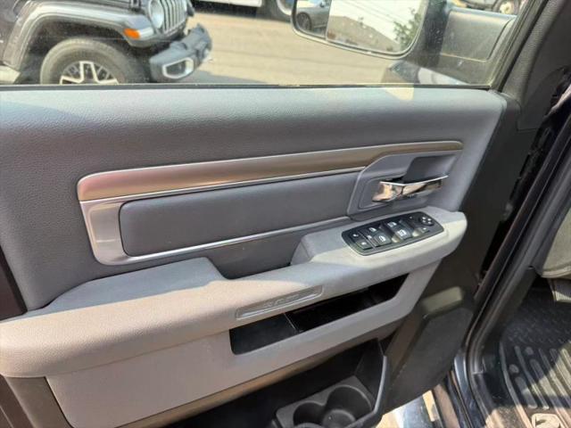 2018 Ram 1500 SLT