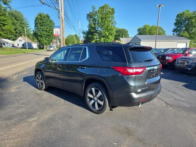 2021 Chevrolet Traverse AWD LT Leather