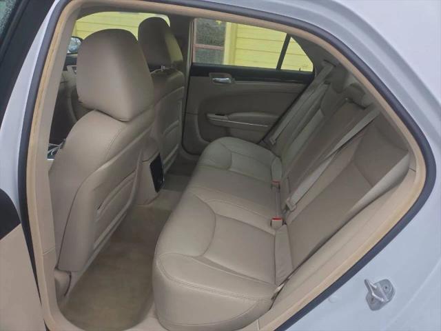 2012 Chrysler 300 Limited