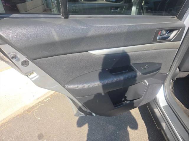 2012 Subaru Outback 2.5i Premium