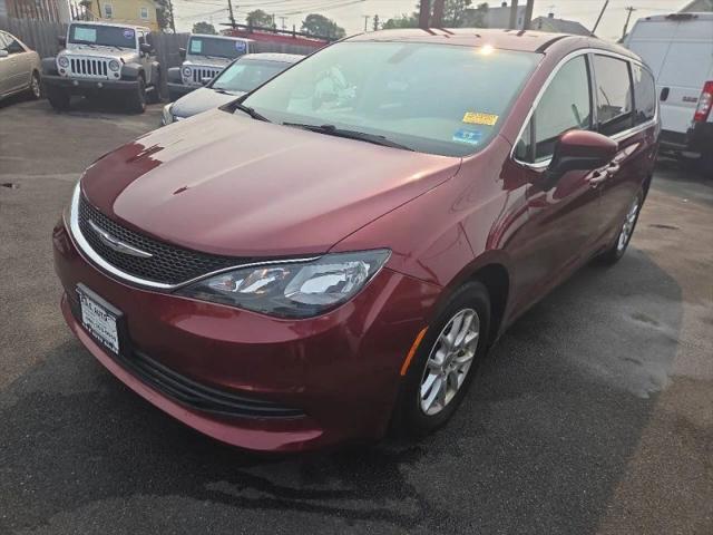 2017 Chrysler Pacifica Touring for sale in Elizabeth, NJ