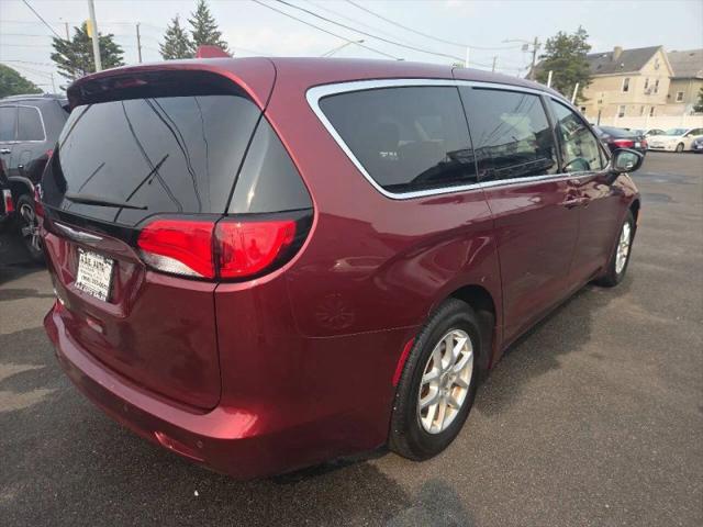 2017 Chrysler Pacifica Touring