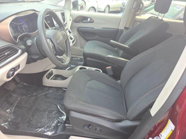 2017 Chrysler Pacifica Touring