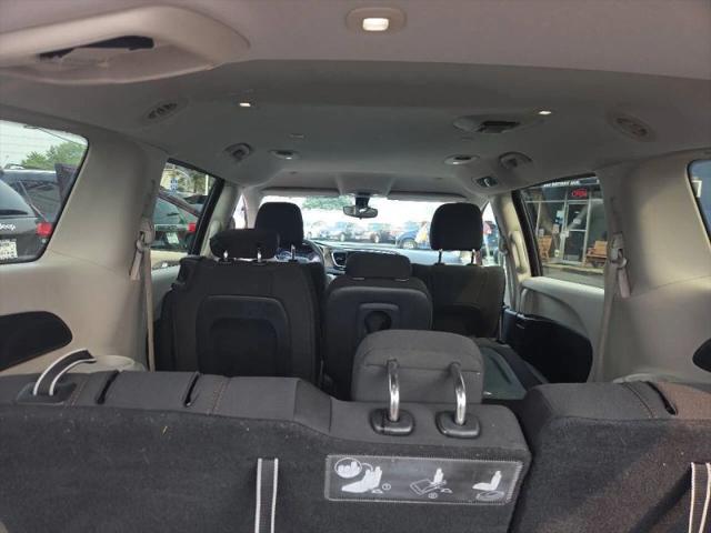 2017 Chrysler Pacifica Touring