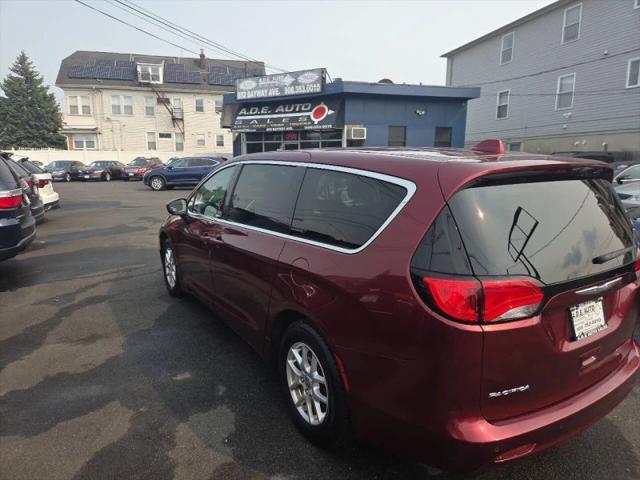 2017 Chrysler Pacifica Touring