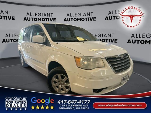 2010 Chrysler Town & Country Touring for sale in Springfield, MO