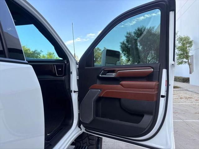 2024 GMC Sierra 2500HD 4WD Crew Cab Standard Bed Denali Ultimate
