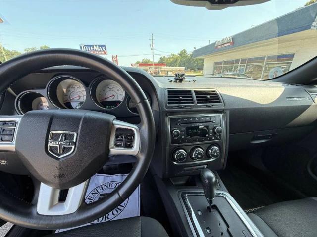 2013 Dodge Challenger SXT