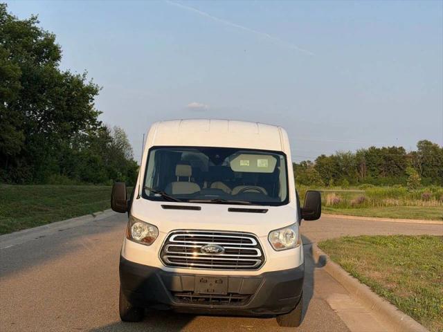 2017 Ford Transit XLT