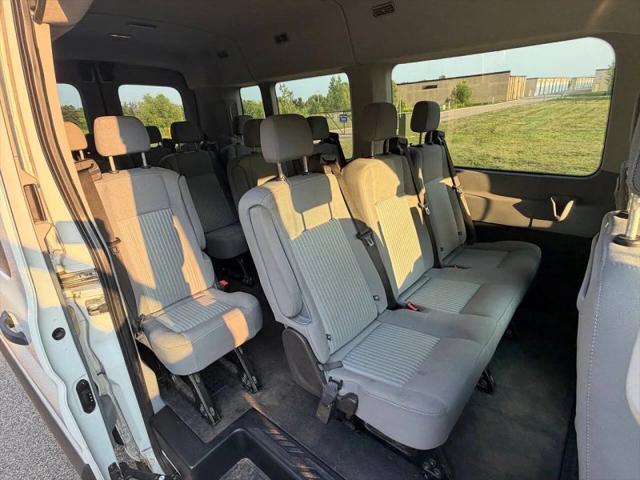 2017 Ford Transit XLT