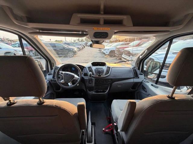 2017 Ford Transit XLT