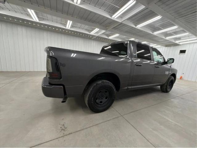 2019 Ram 1500 Classic SLT Crew Cab 4x4 57 Box
