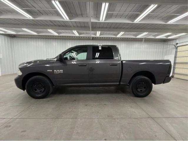 2019 Ram 1500 Classic SLT Crew Cab 4x4 57 Box