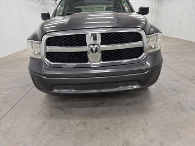 2019 Ram 1500 Classic SLT Crew Cab 4x4 57 Box