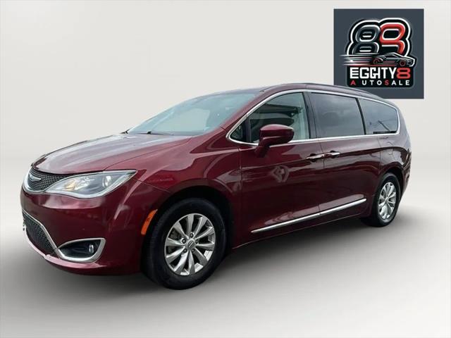 2018 Chrysler Pacifica Touring L for sale in Akron, OH