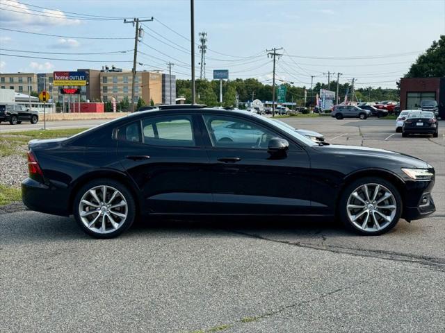2021 Volvo S60 T6 Momentum