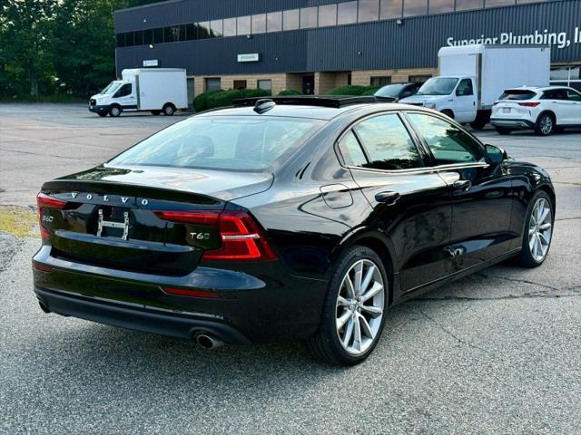 2021 Volvo S60 T6 Momentum