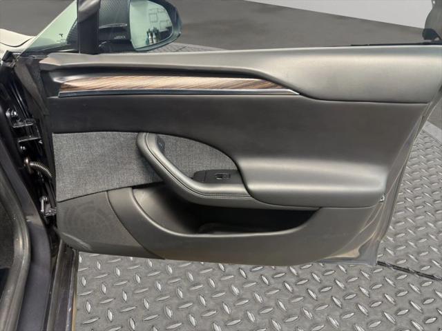 2021 Tesla Model S Plaid Tri Motor All-Wheel Drive