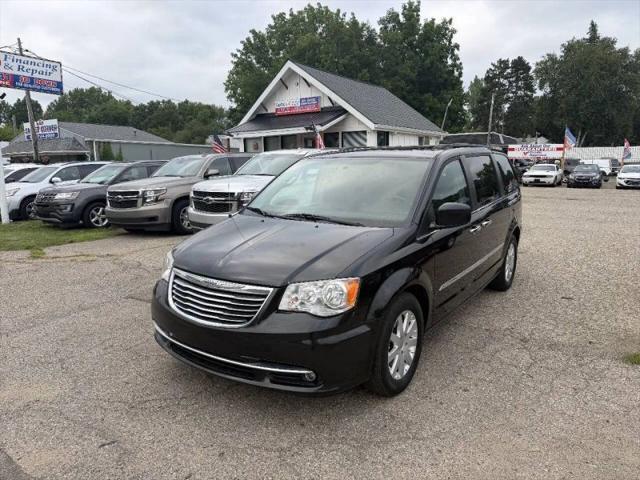 2016 Chrysler Town & Country Touring for sale in Michigan Center, MI