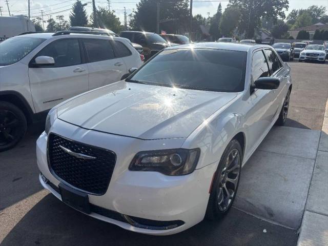 2018 Chrysler 300 Touring for sale in Lincoln Park, MI
