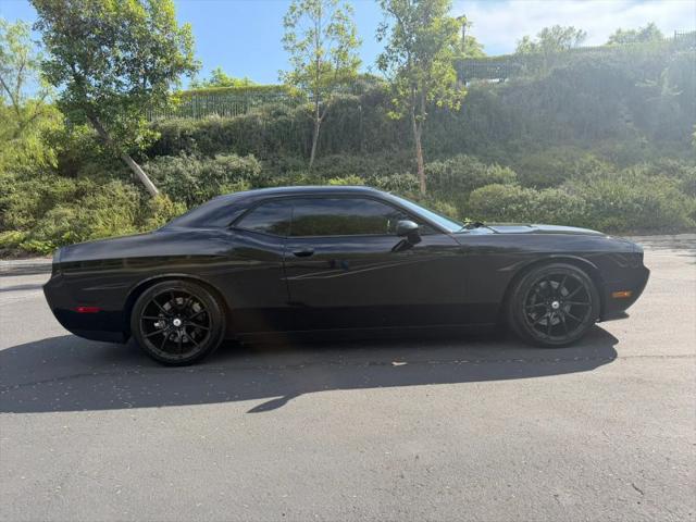 2011 Dodge Challenger Base