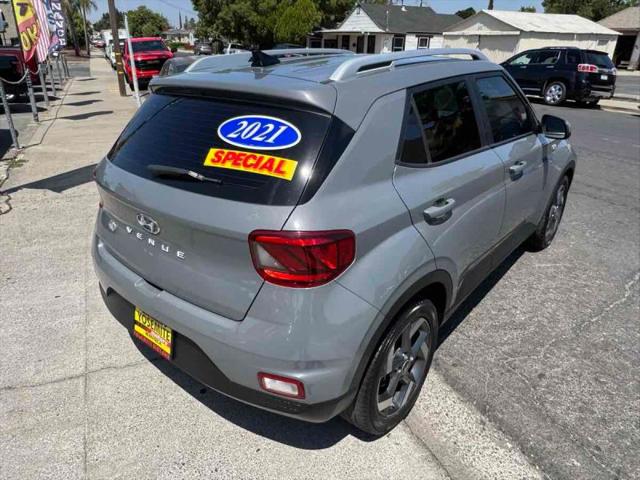 2021 Hyundai Venue SEL