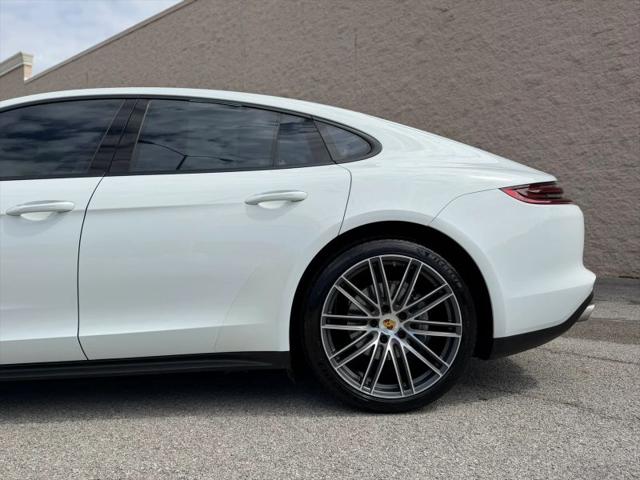 2017 Porsche Panamera 4