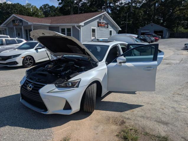 2018 Lexus IS 300 300
