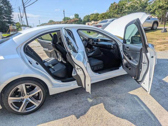 2018 Lexus IS 300 300