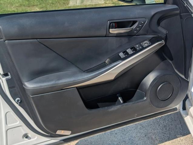 2018 Lexus IS 300 300