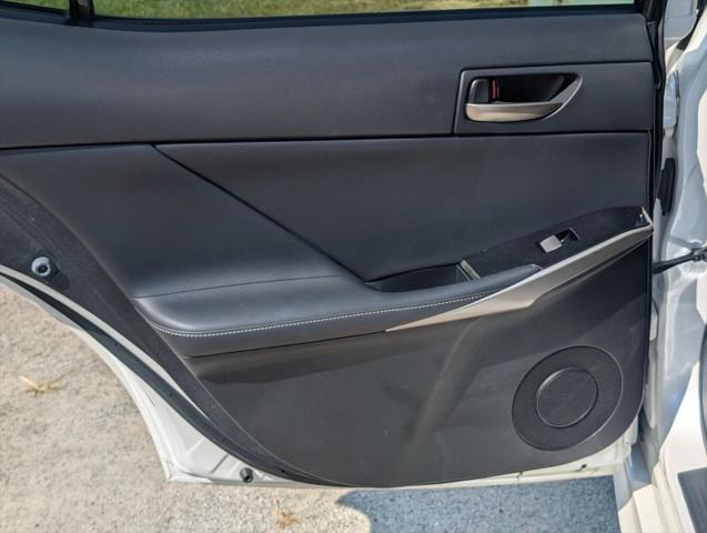 2018 Lexus IS 300 300