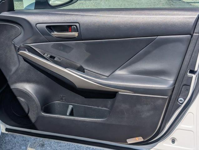 2018 Lexus IS 300 300