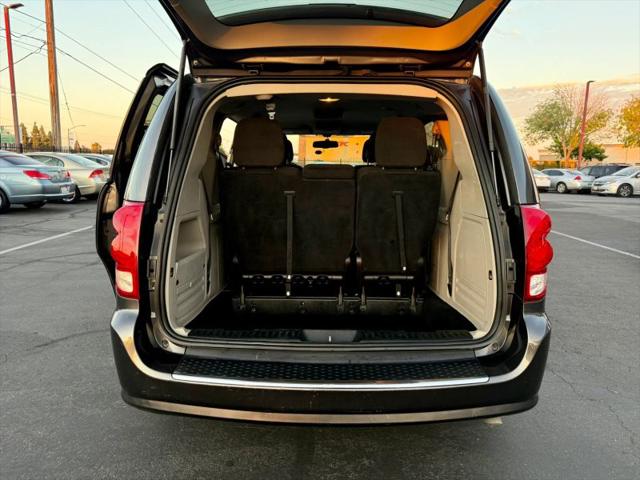 2016 Dodge Grand Caravan SE