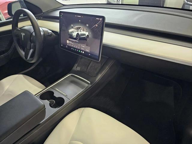 2025 Tesla Model Y Long Range Dual Motor Rear-Wheel Drive