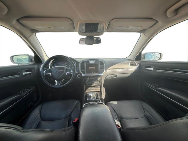 2015 Chrysler 300 Limited
