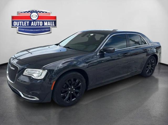 2015 Chrysler 300 Limited