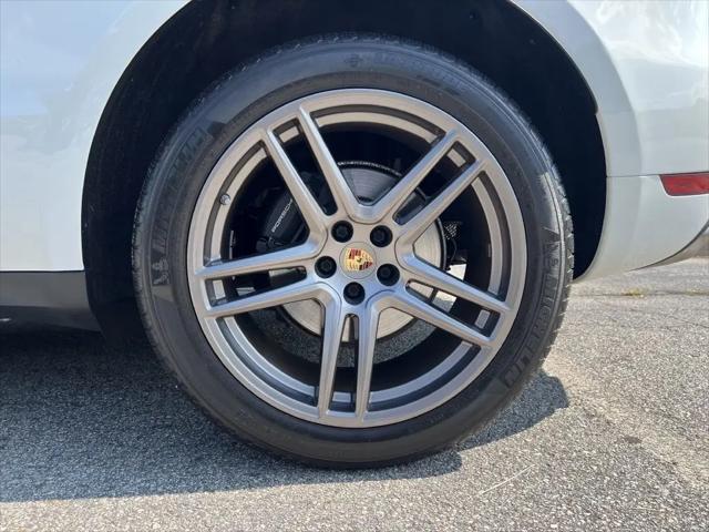 2019 Porsche Macan Base